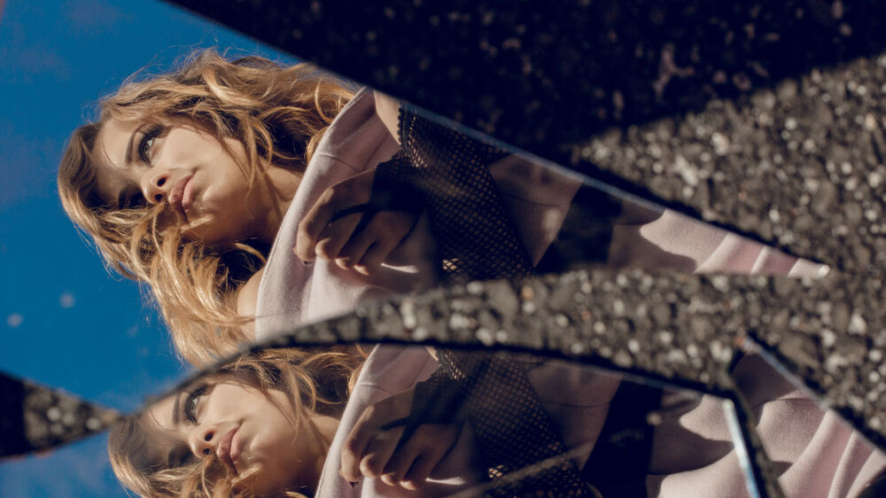 Breaking a mirror superstition